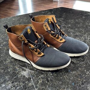 Timberland Men's Brown and Black Casual Boots